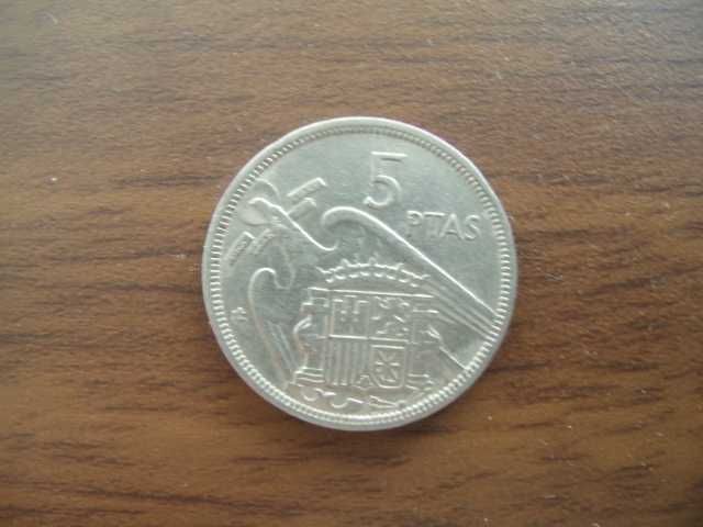 Монета 5 песет, Испания, 1957 год. В хорошем состоянии.