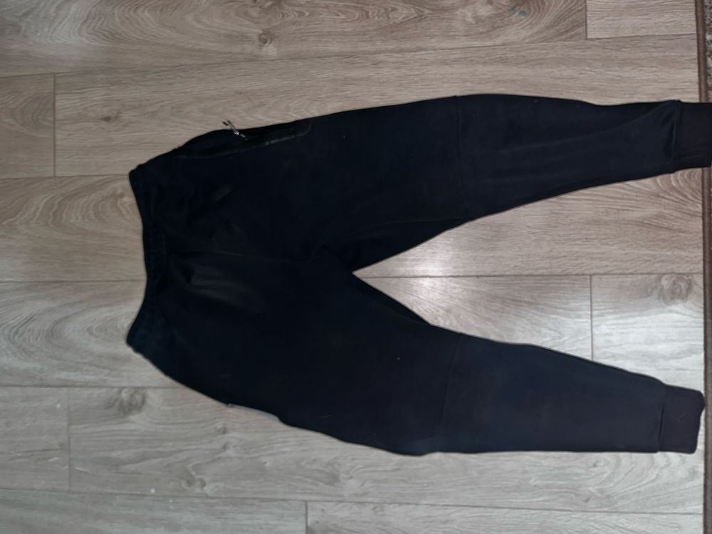 spodnie nike tech fleece