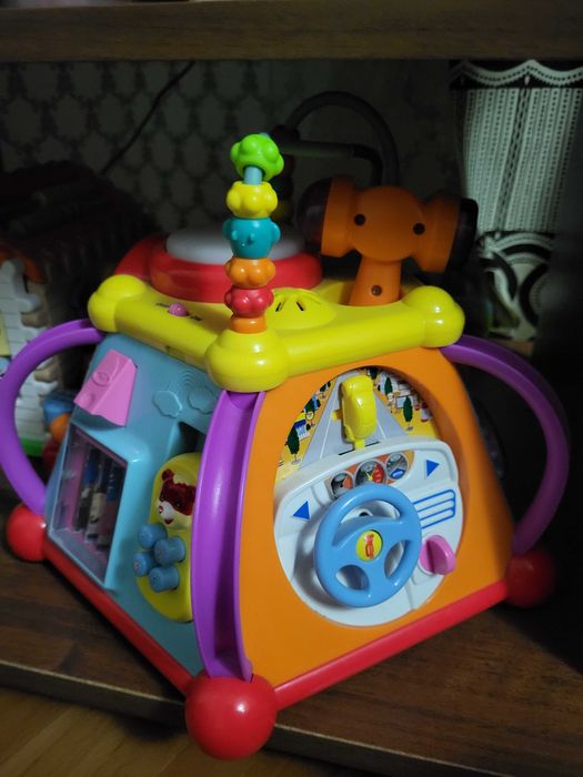 Продам дитячий мультикуб