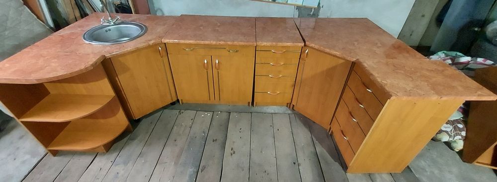 Продам кухню. Доставка