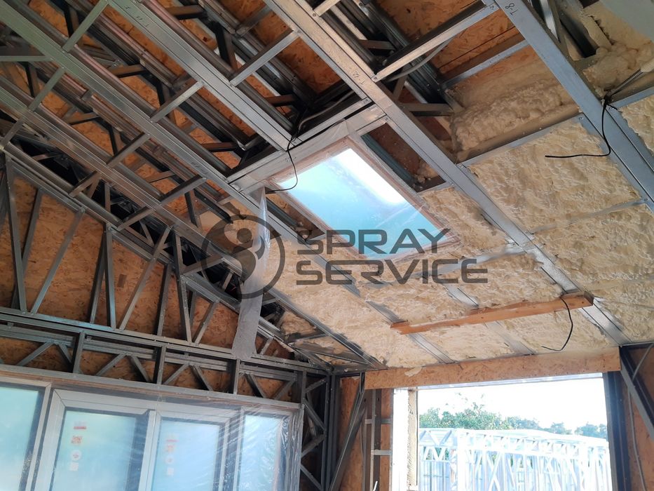 ТОП Утеплення пінополіуретаном | Дах, будинок, гараж | ППУ утепления