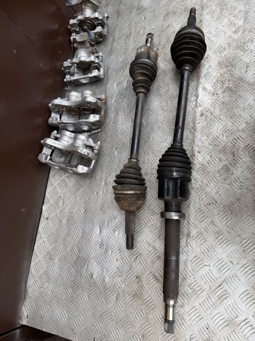 Полуось привод 36 зуб Форд транзит 07год ford transit