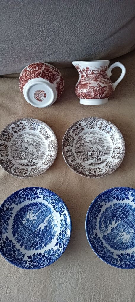 Porcelana angielska zestawy kawoweróżne kolory