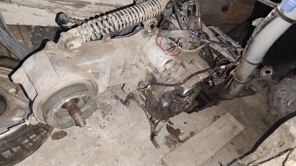 Двигун Suzuki Lets 4/5 Address V50 4T