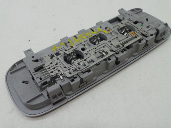 Plafonier frente VOLKSWAGEN Passat (3C2)