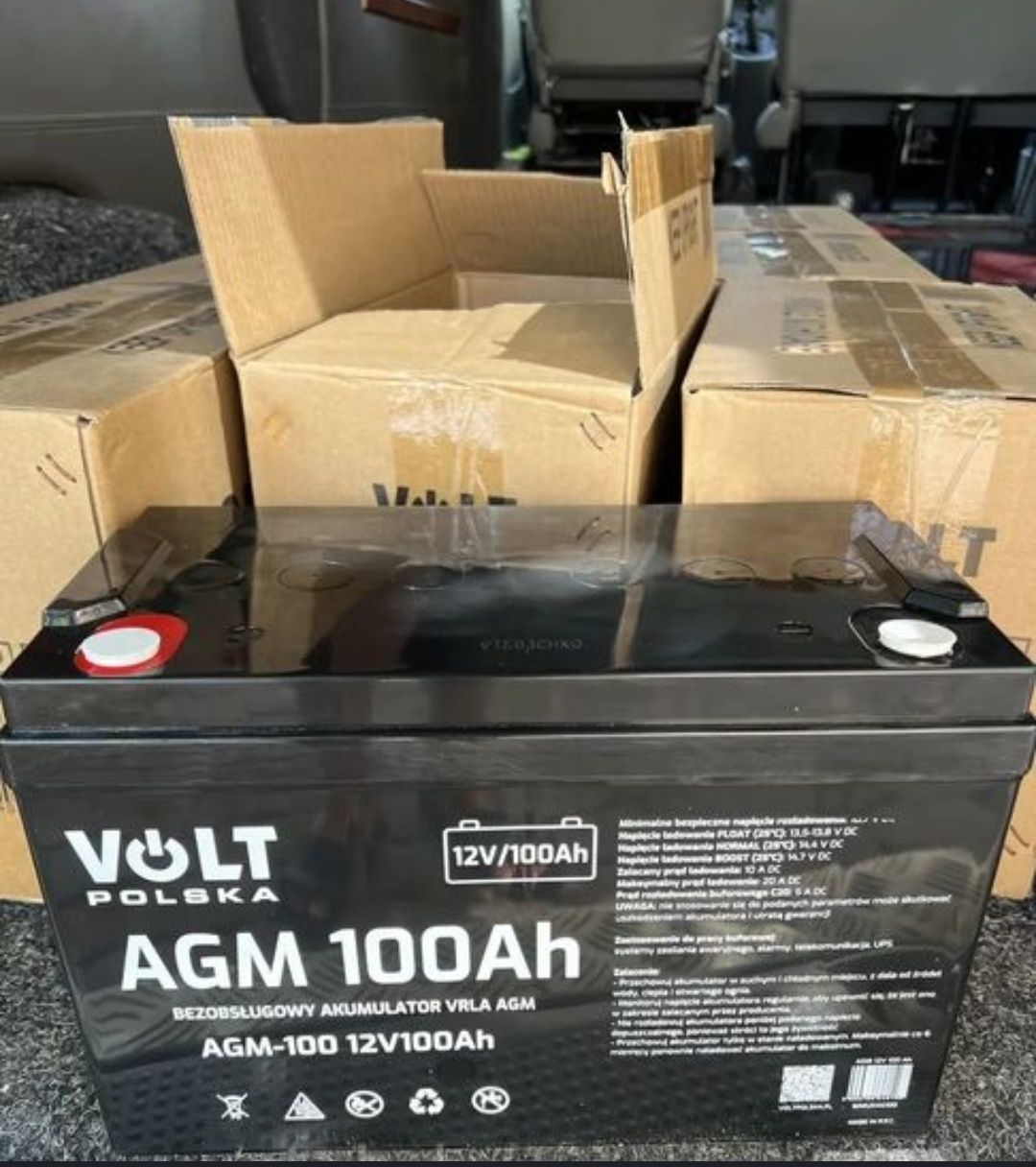 Акумулятор AGM Volt Polska 100 Ah 12V є в наявності 
AGM VOLT POA 10