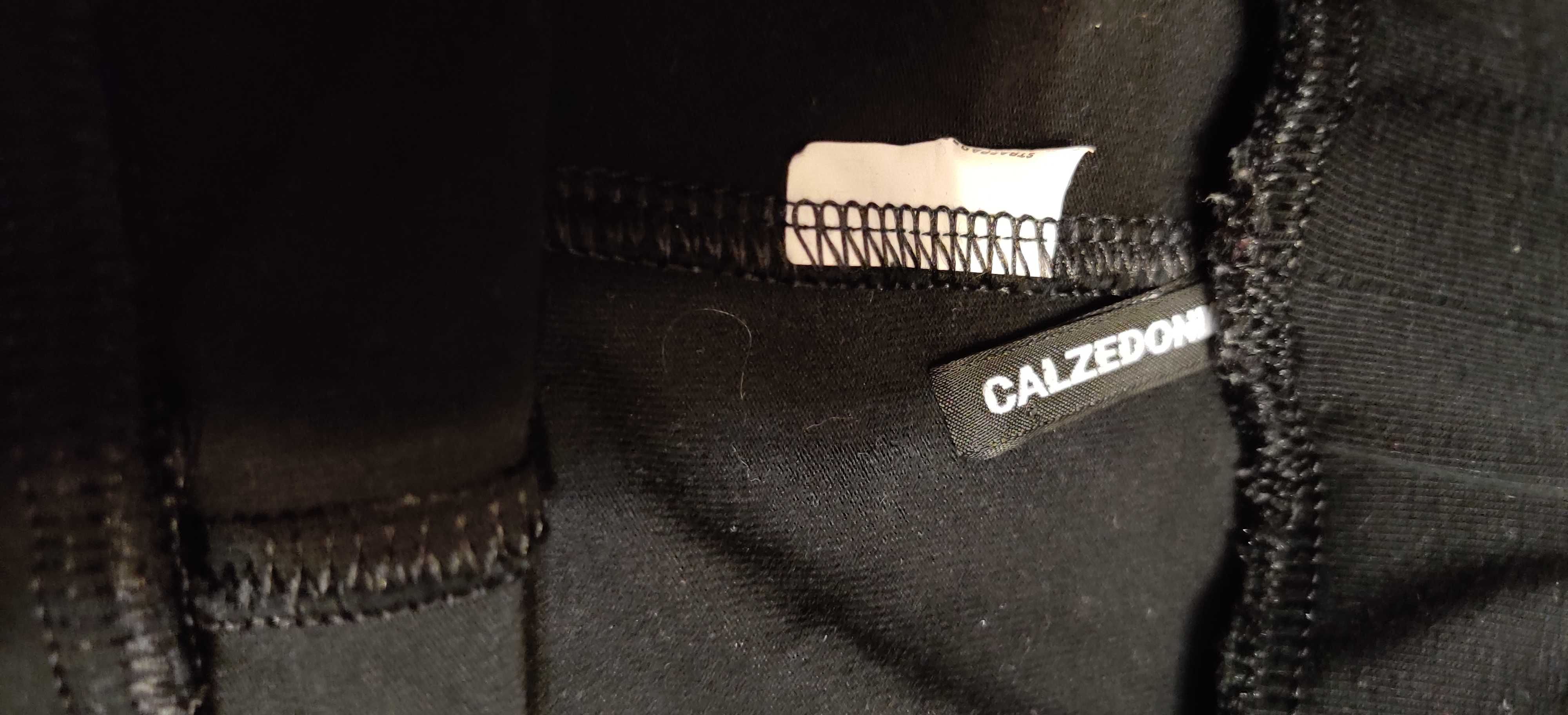 Czarne spodnie Calzedonia, z przodu z wstawkami w pasy, roz 116. gumka