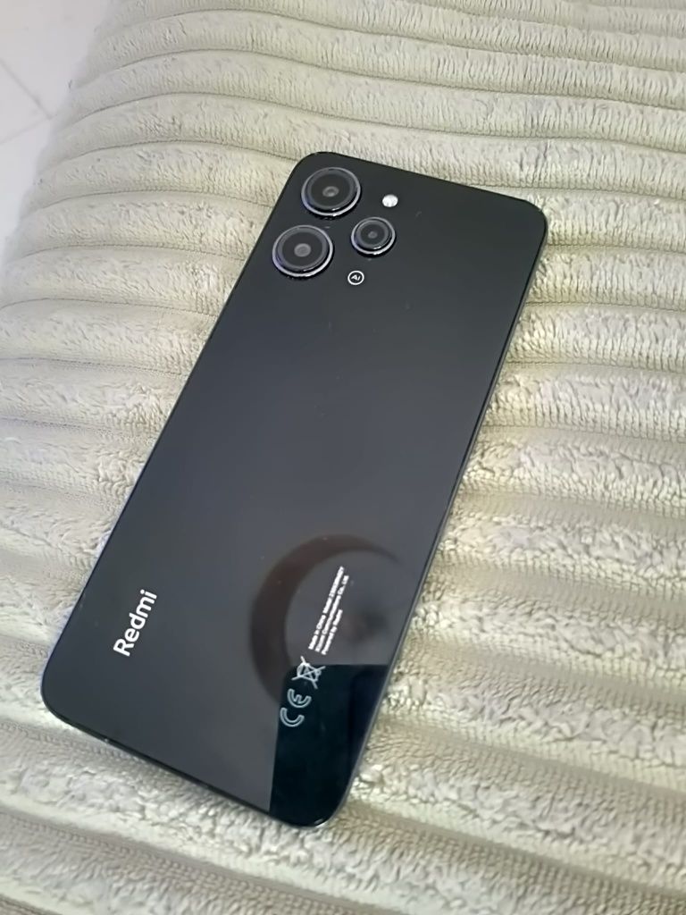 Redmin 12 256 GB