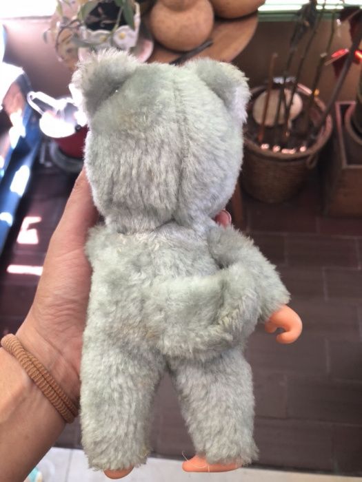 Boneco monchichi anos 80