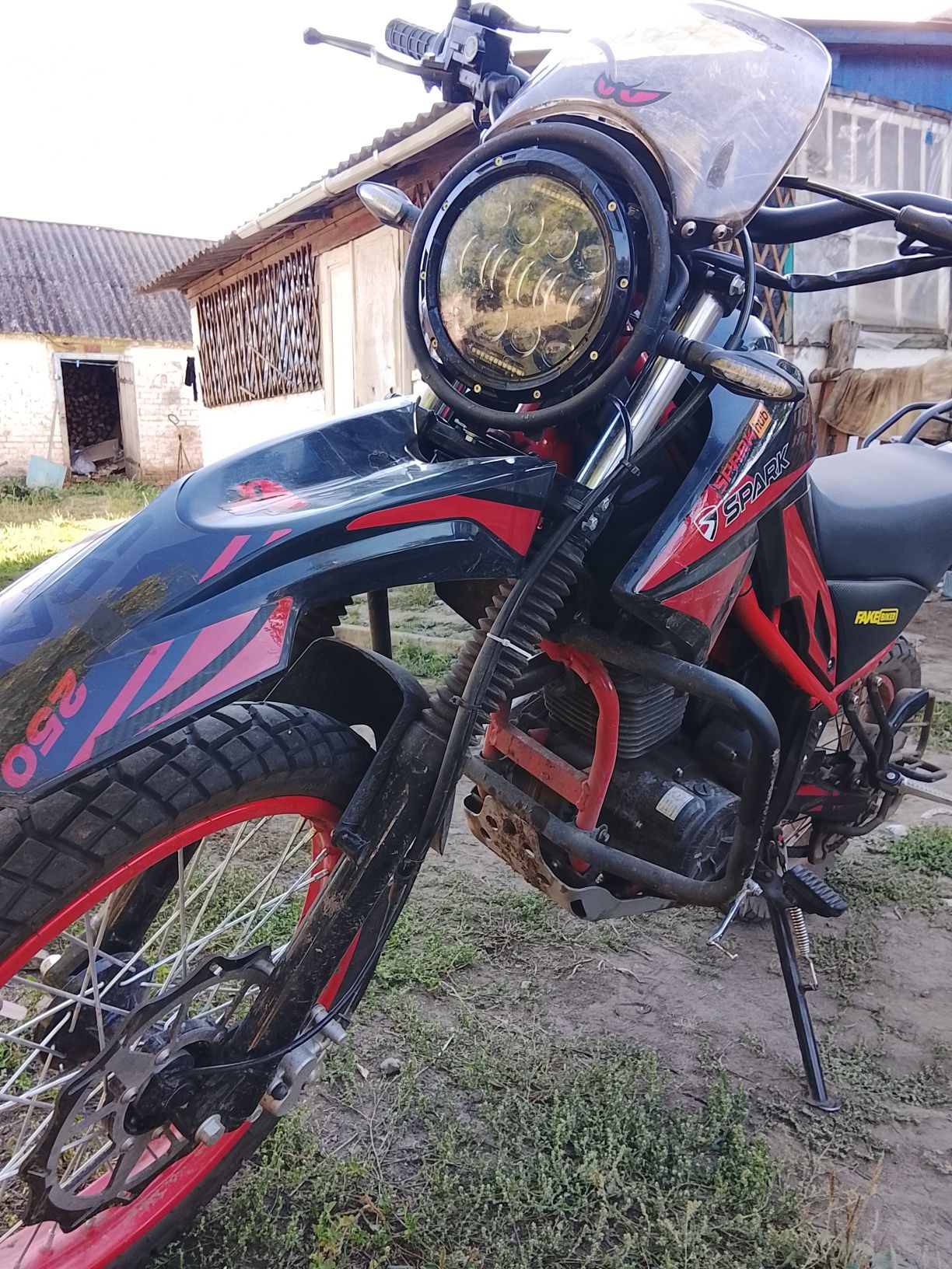 Мотоцикол SPARK250D-3