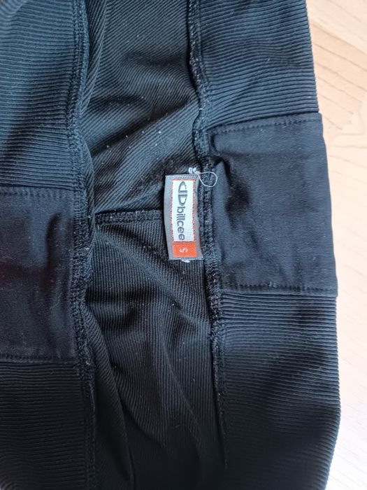 Spodnie dresowe rybaczki rozm.S