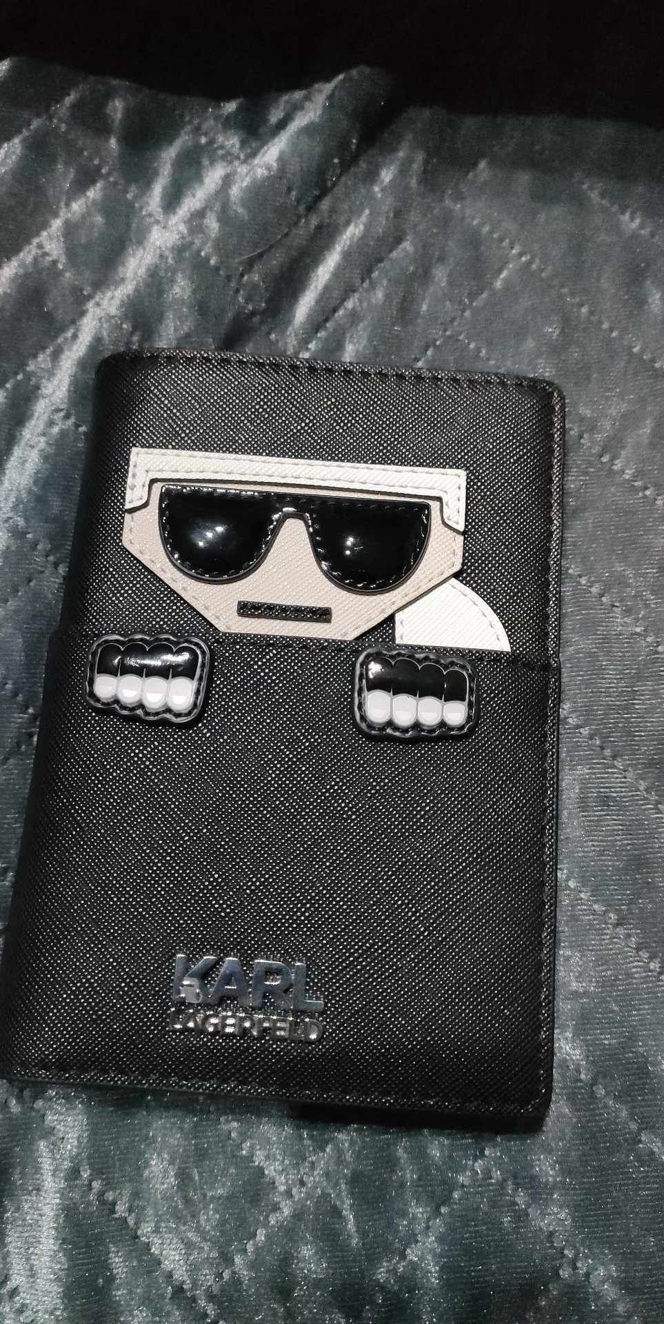 Etui Karl lagerfeld