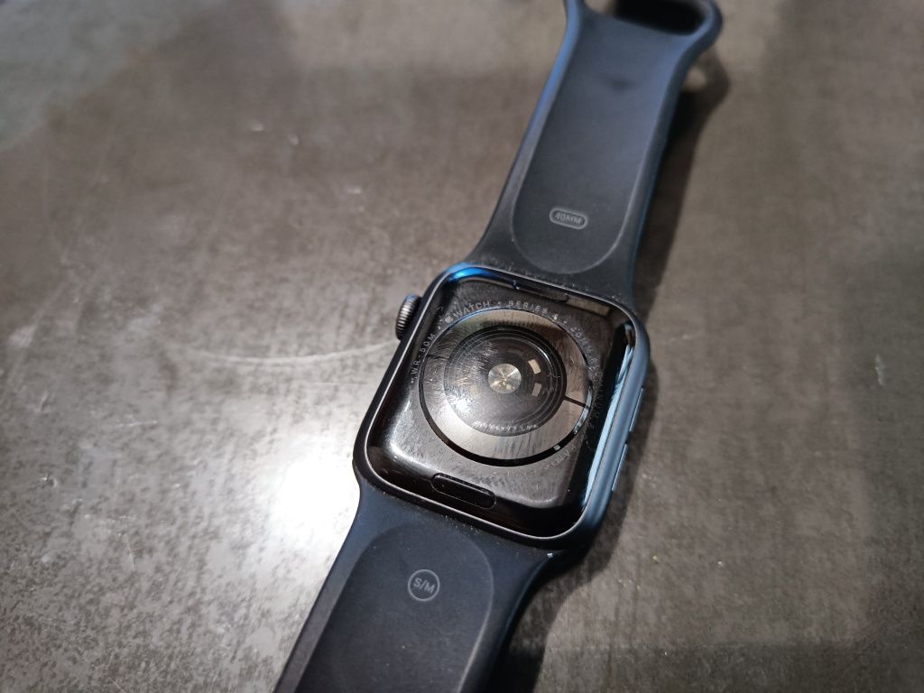 Часы Apple Watch 4 40mm