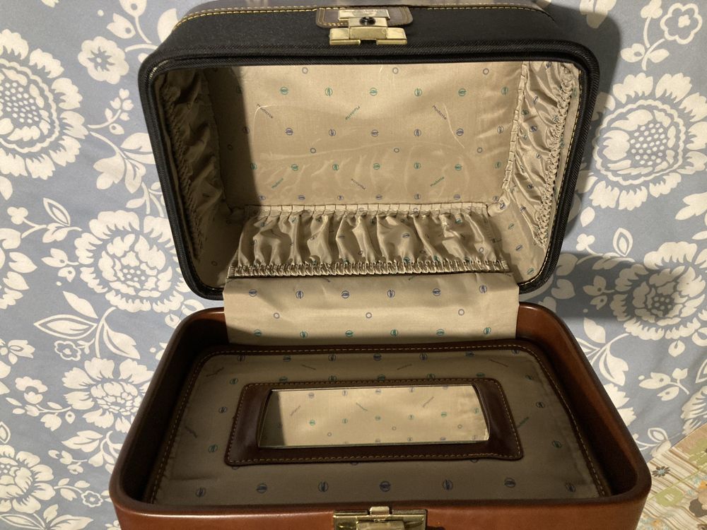 Baú tipo necessaire
