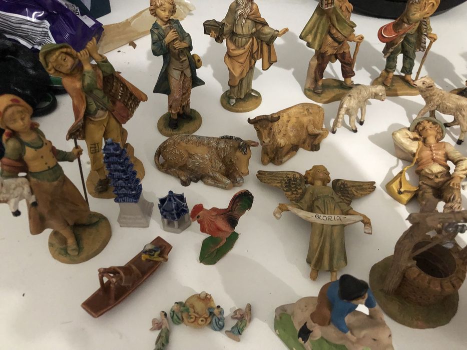 estatuetas para coleção e beleza