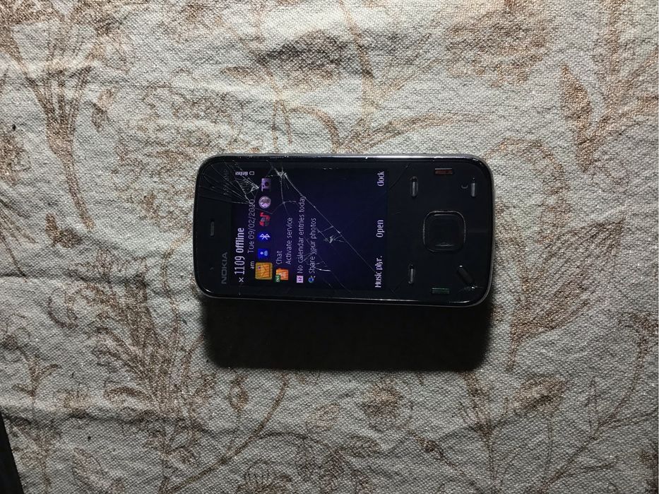 Продам nokia n86 ,кнопкові телефони nokia,samsung,simens