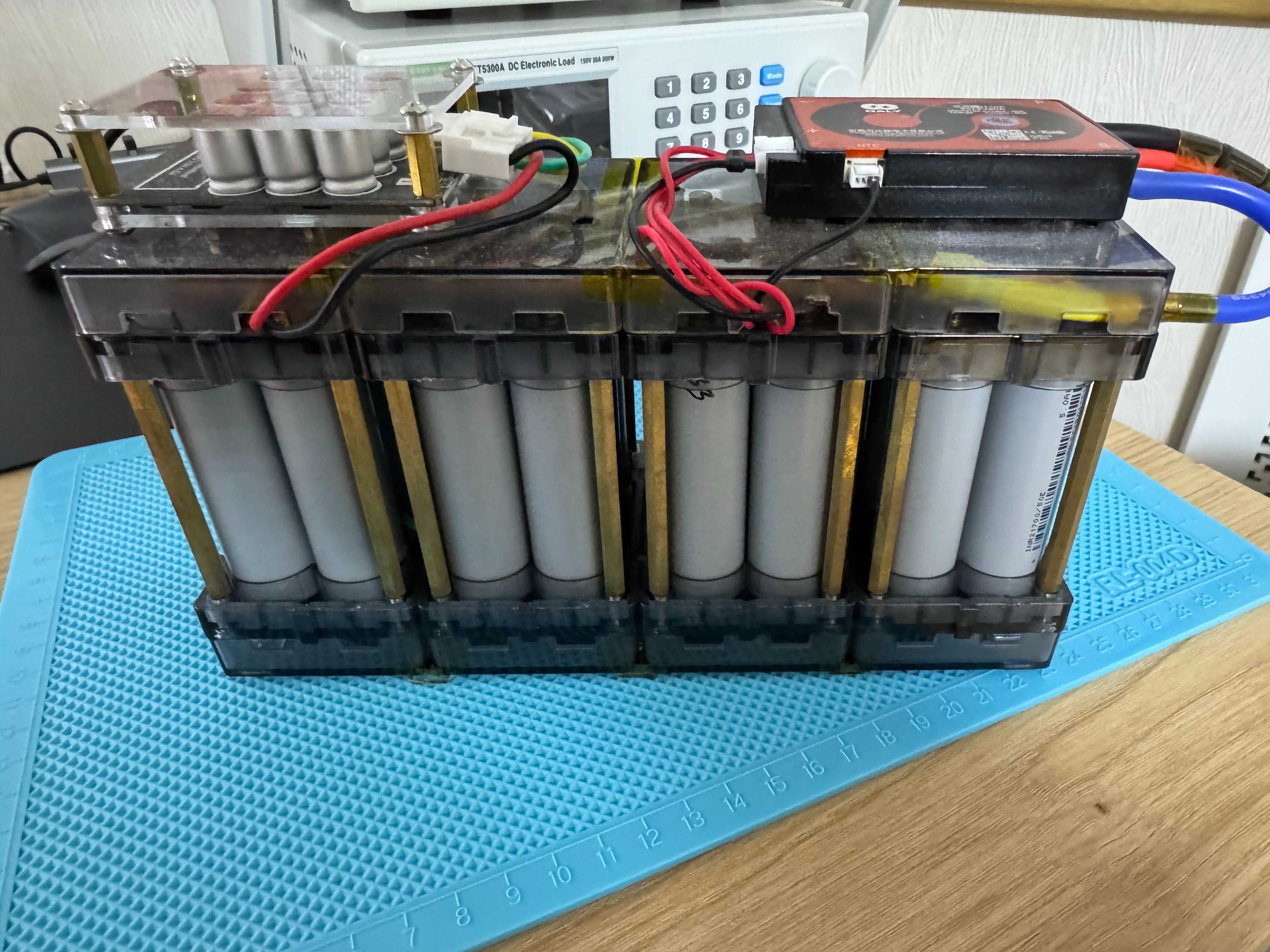 Акумуляторна збірка Li-Ion 3S8P+BMS Daly 12V40A+5A Active Cap Balancer