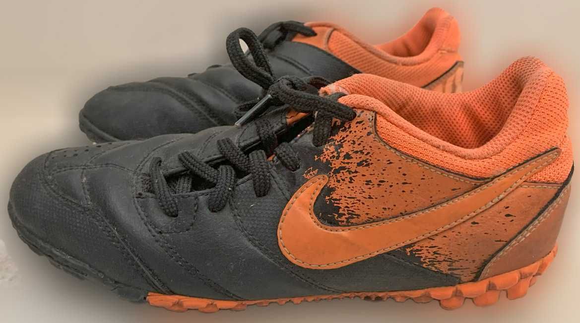 Chuteiras de Futebol Nike Unissexo, Preto e Laranja