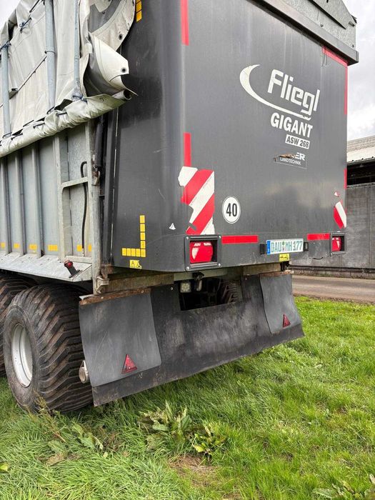 Przyczepa Fliegl Gigant ASW268
