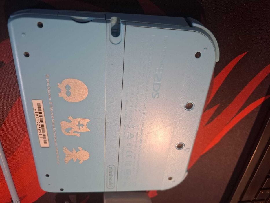 Nintendo 2ds Edição Pokémon modificada 64 GB