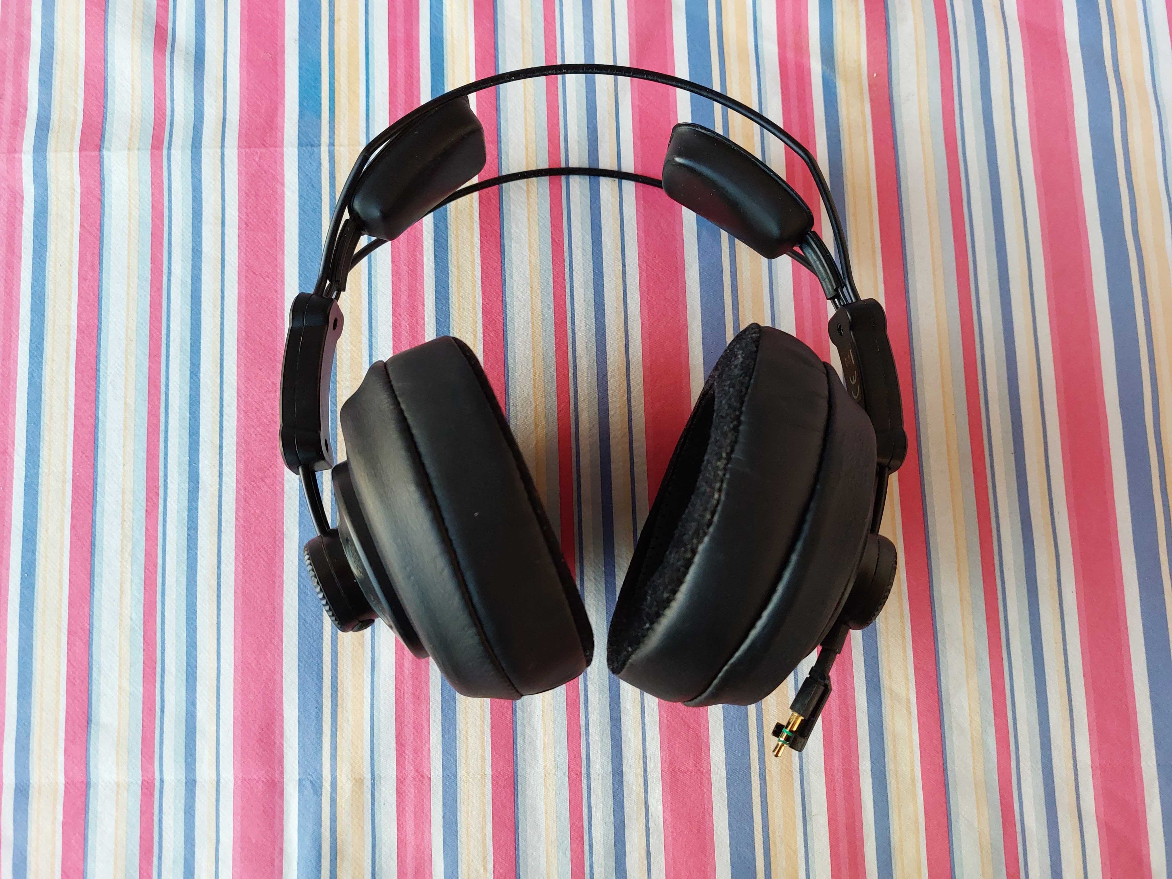 Superlux HD 668B + Brainwavz hybrid pads