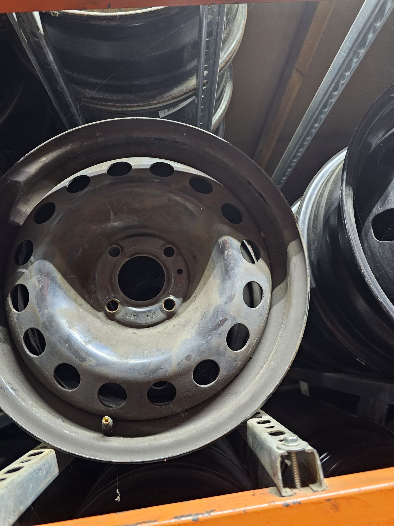 Felgi Stalowe Renault Clio IV R15 4x100 ET43-6J
