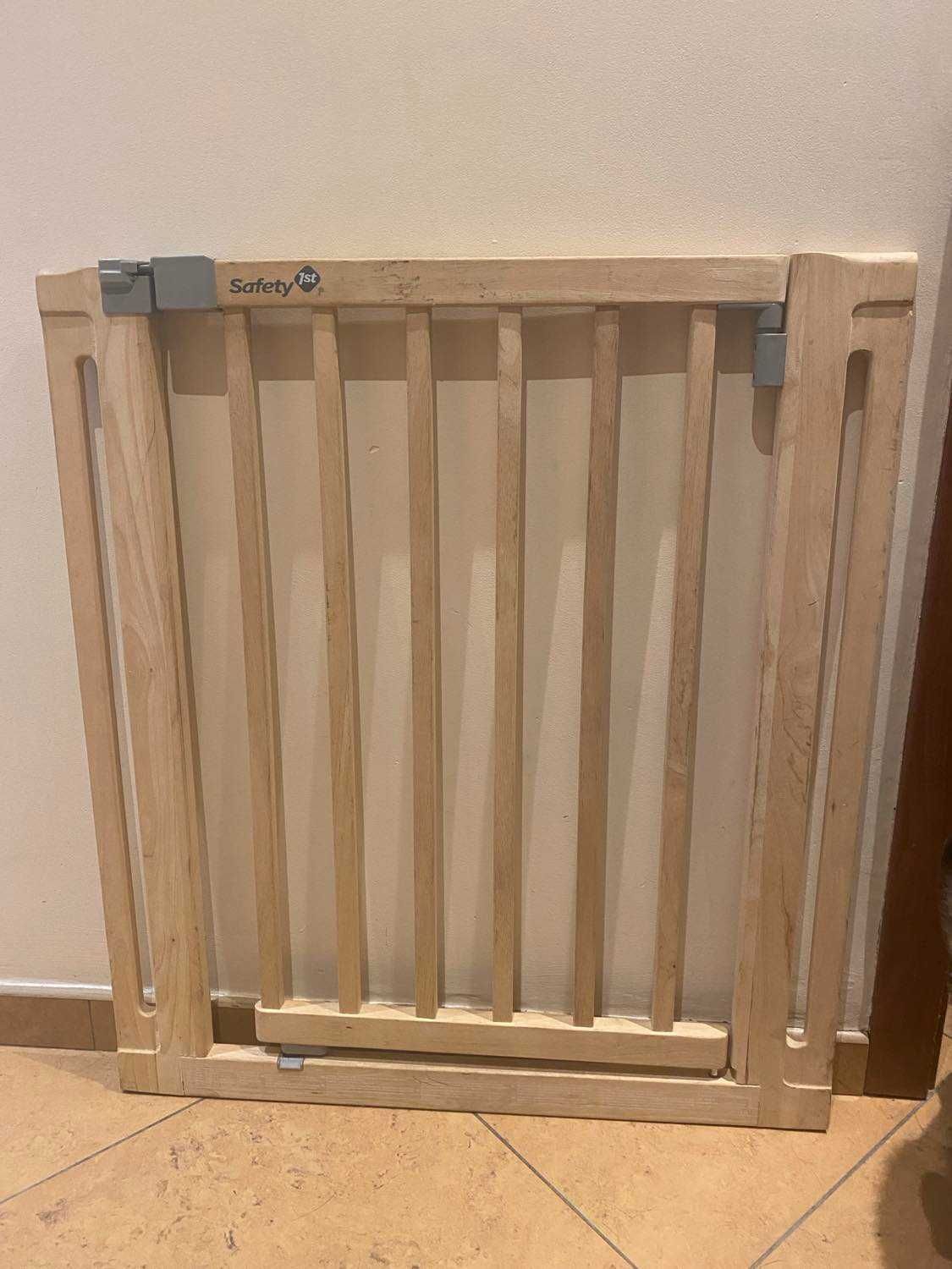 Safety 1st, Bramka Essential Wooden Gate
