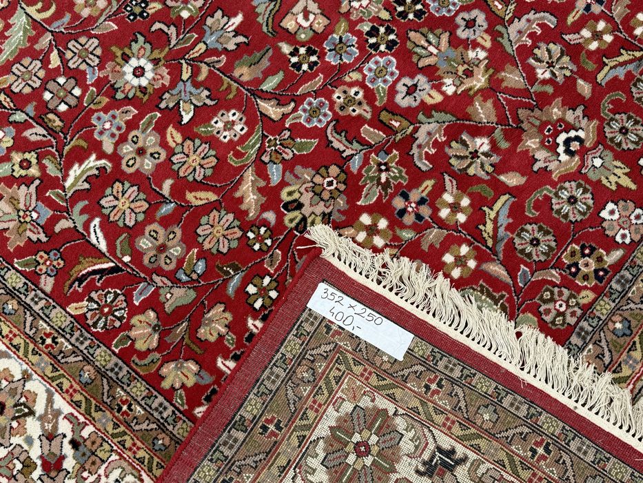 Duży dywan w klasyczny, perski wzór – czerwone tło – 352 × 250 cm