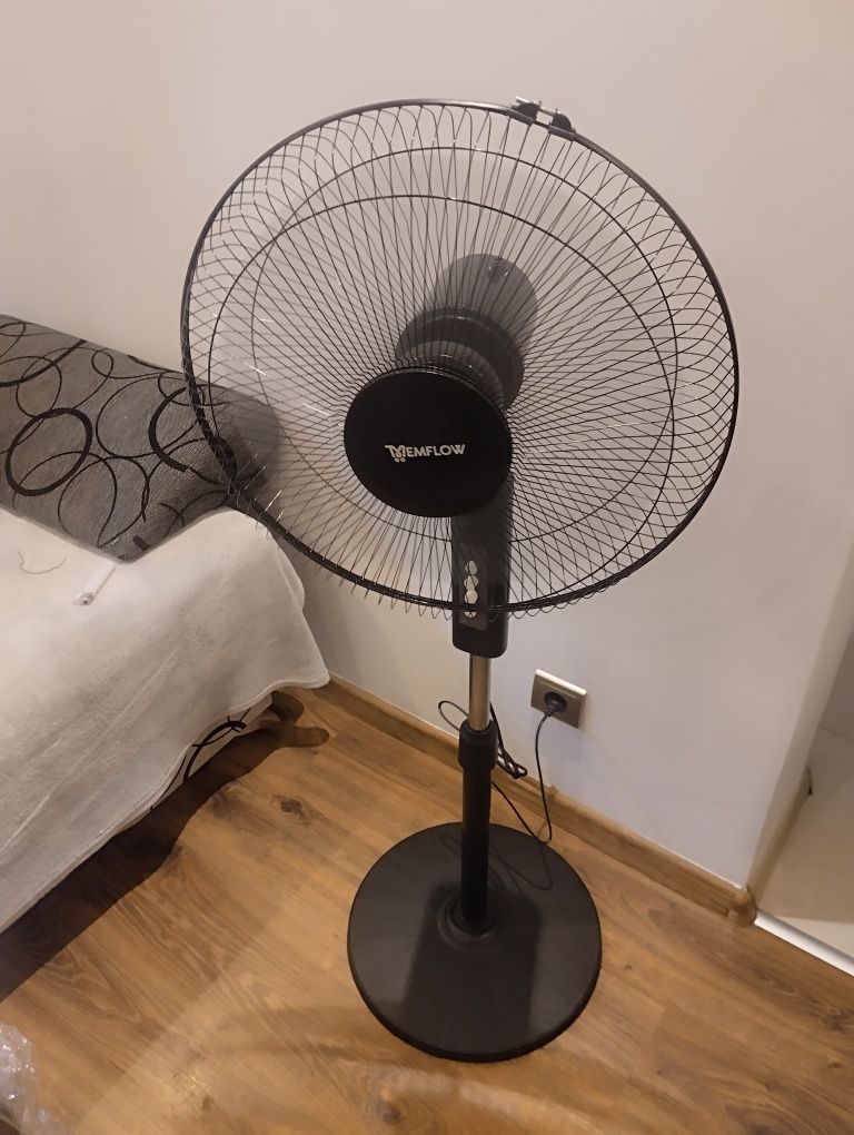Wiatrak stojący 127cm 50w