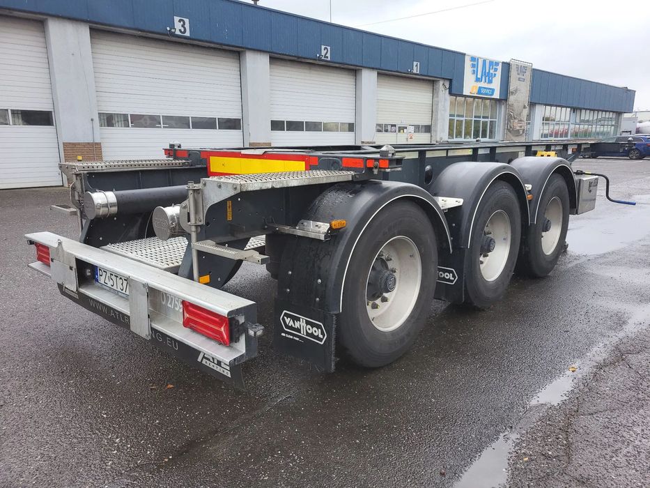 Van Hool 3-AXLE SEMI TRAILER  Naczepa do transportu kontenerów 20FT (zbiorniki ADR).
