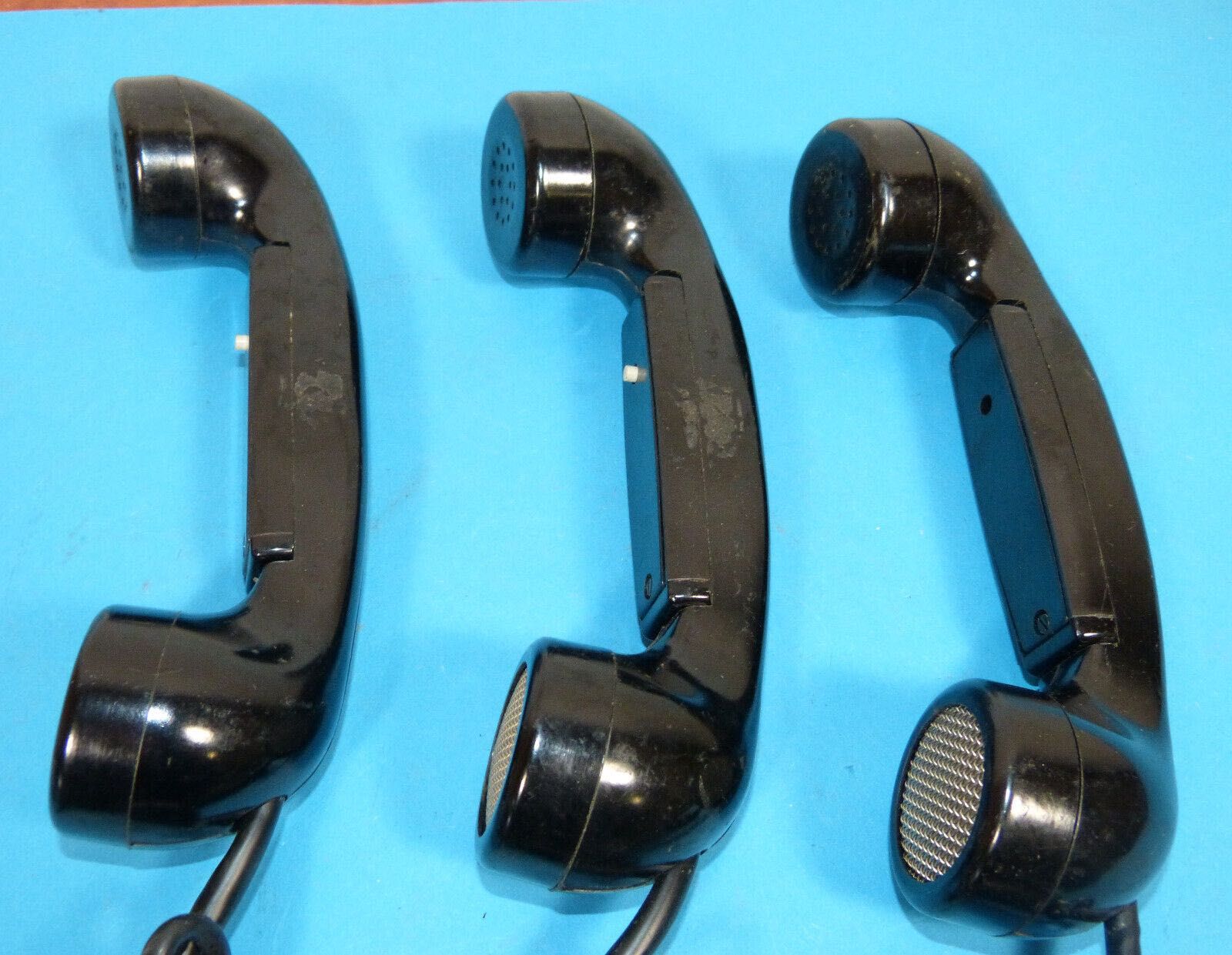 3 Auscultadores de telefones antigos , de uso militar