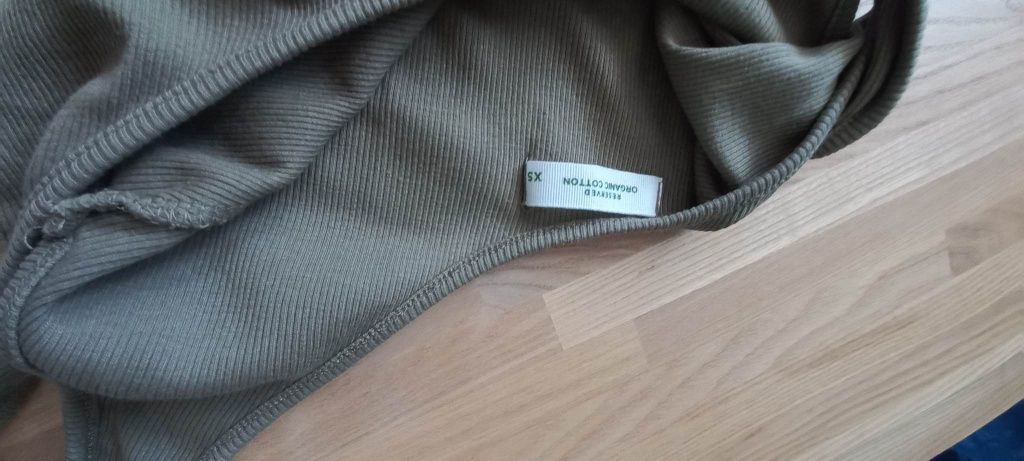 Nowe body kolor khaki Reserved