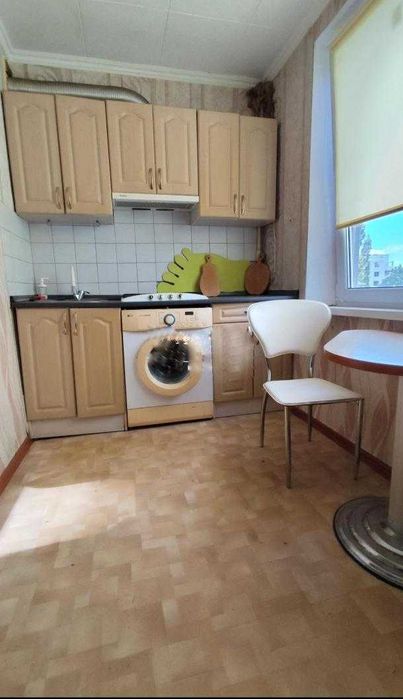 Продам 2 к. із. квартиру, м.Студентська 10 хв