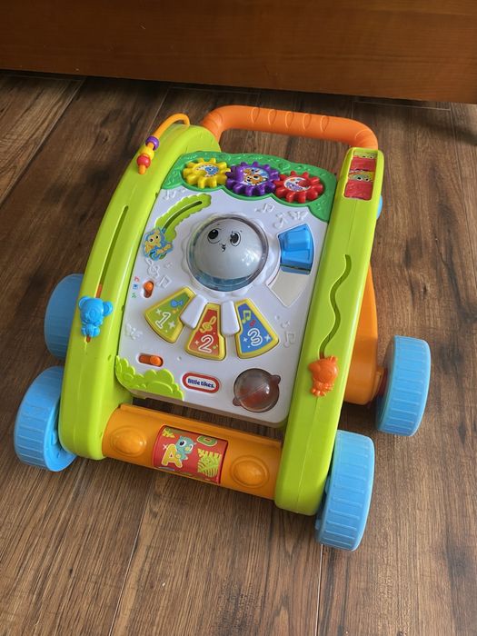 Interaktywny pchacz chodzik stół 3w1 Little Tikes