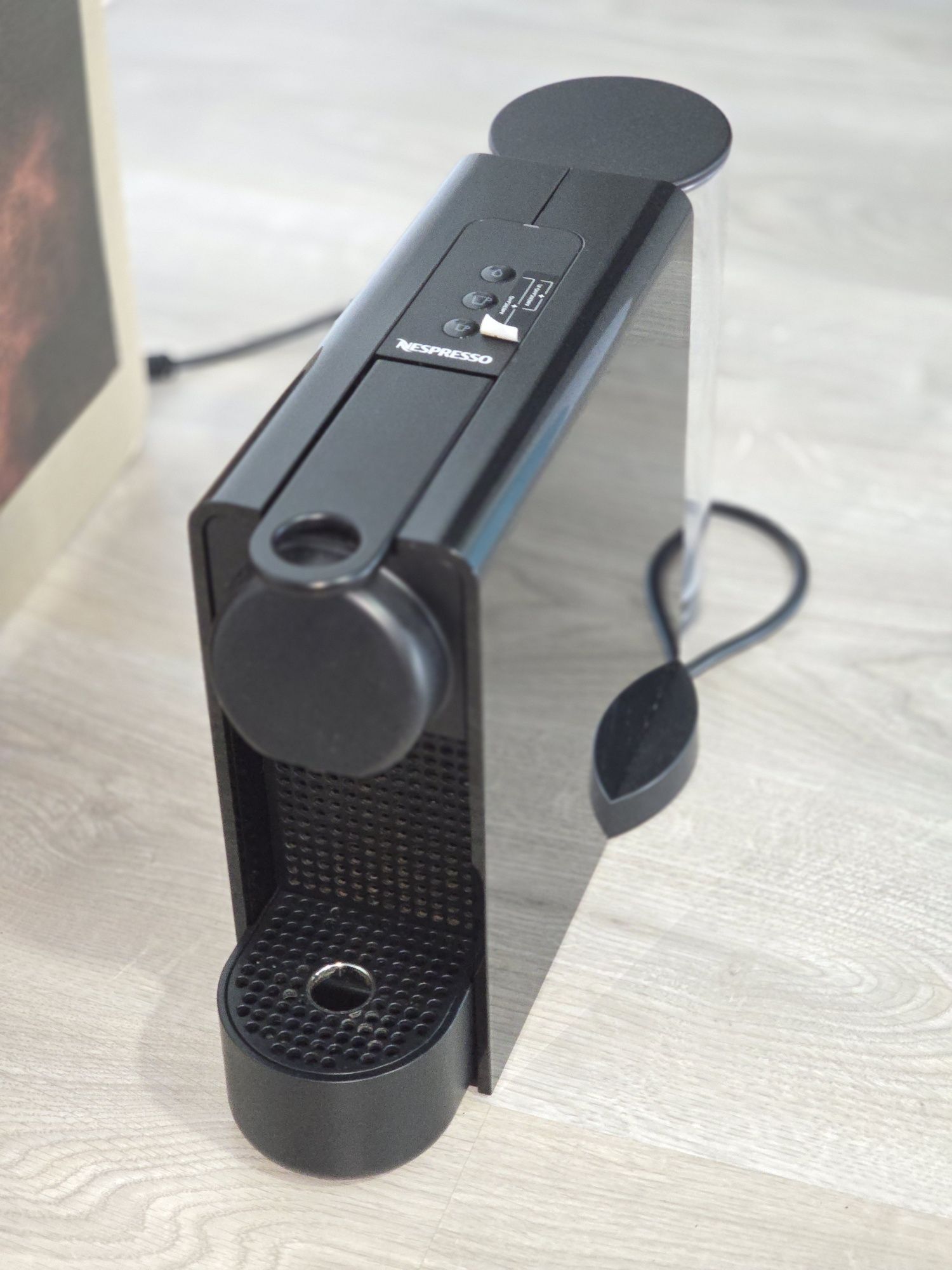 Nespresso Essenza Plus