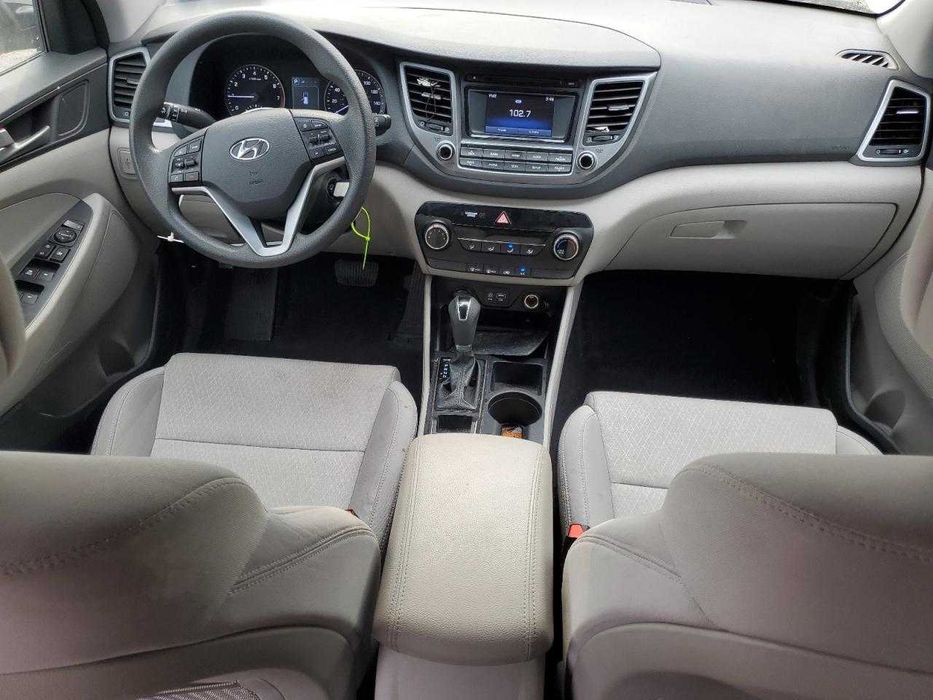 Hyundai Tucson SE 2018 в напряку порту