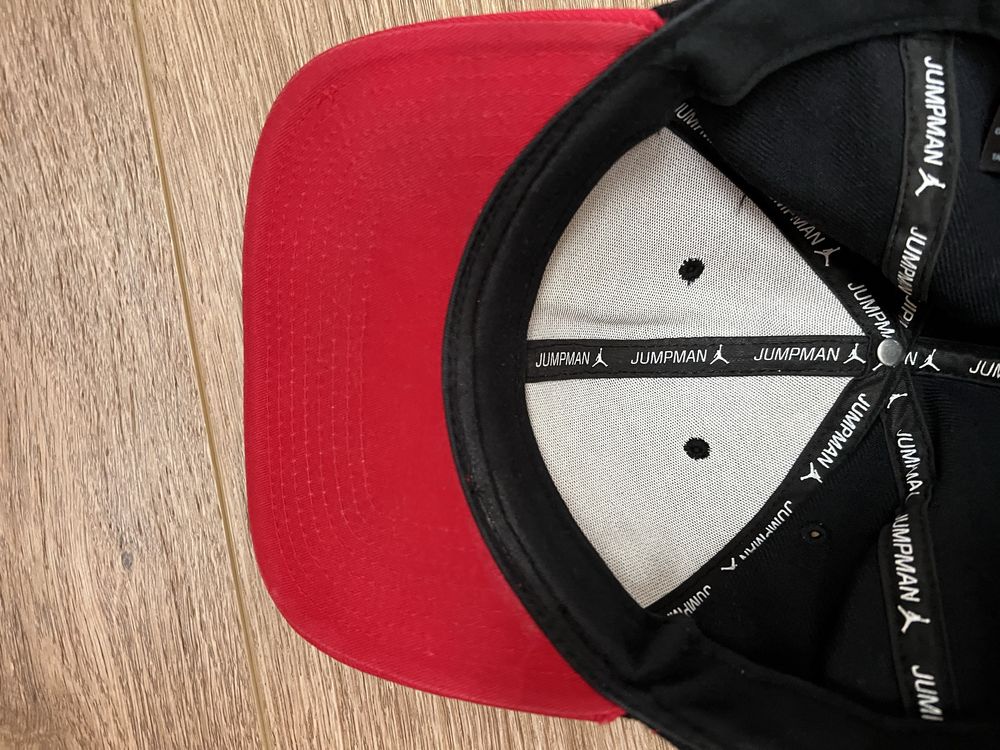 Продам оригінальну кепку NIKE AIR JORDAN