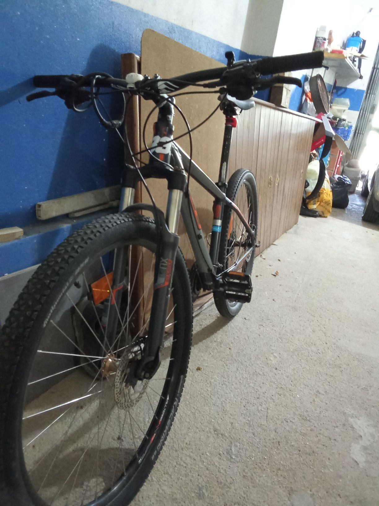 Vendo bicicleta avalanche GT como nova