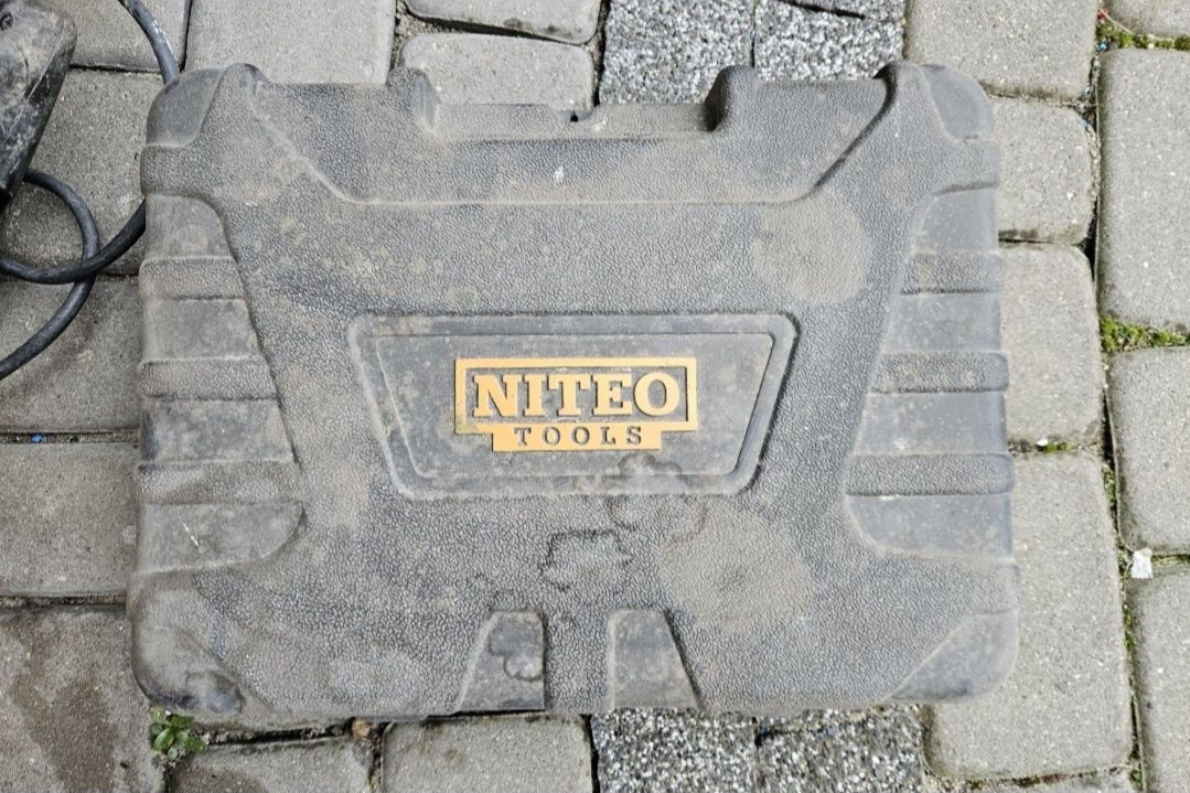 Młot udarowy niteo