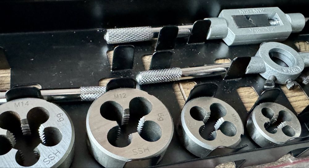 Black Edition zestaw gwintownikow narzynki narzedzia premium