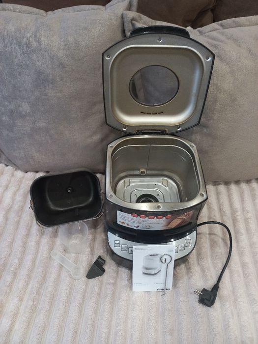 Продается хлебопечь Filipps