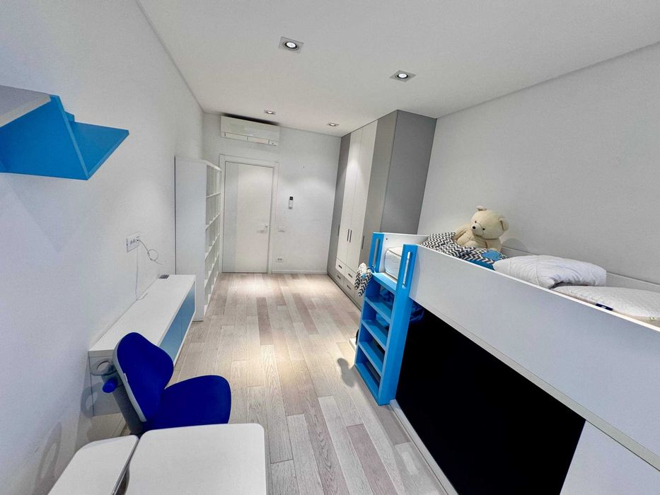 Роскошная 3-спальная квартира в Одессе! Цена снижена!