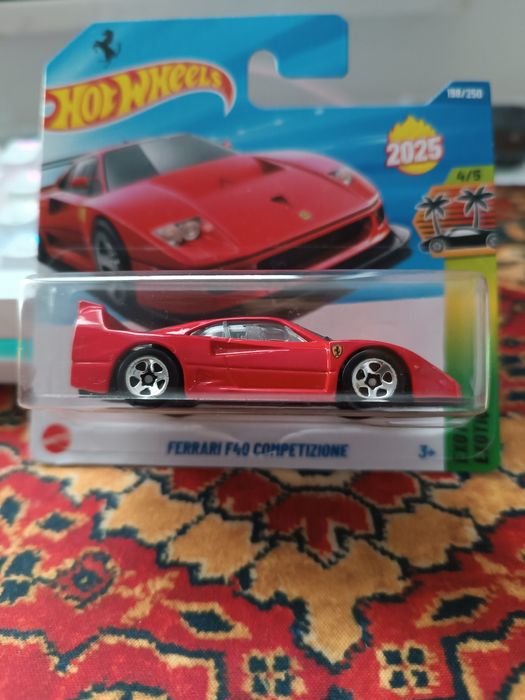 Ferrari f40 hot wheels