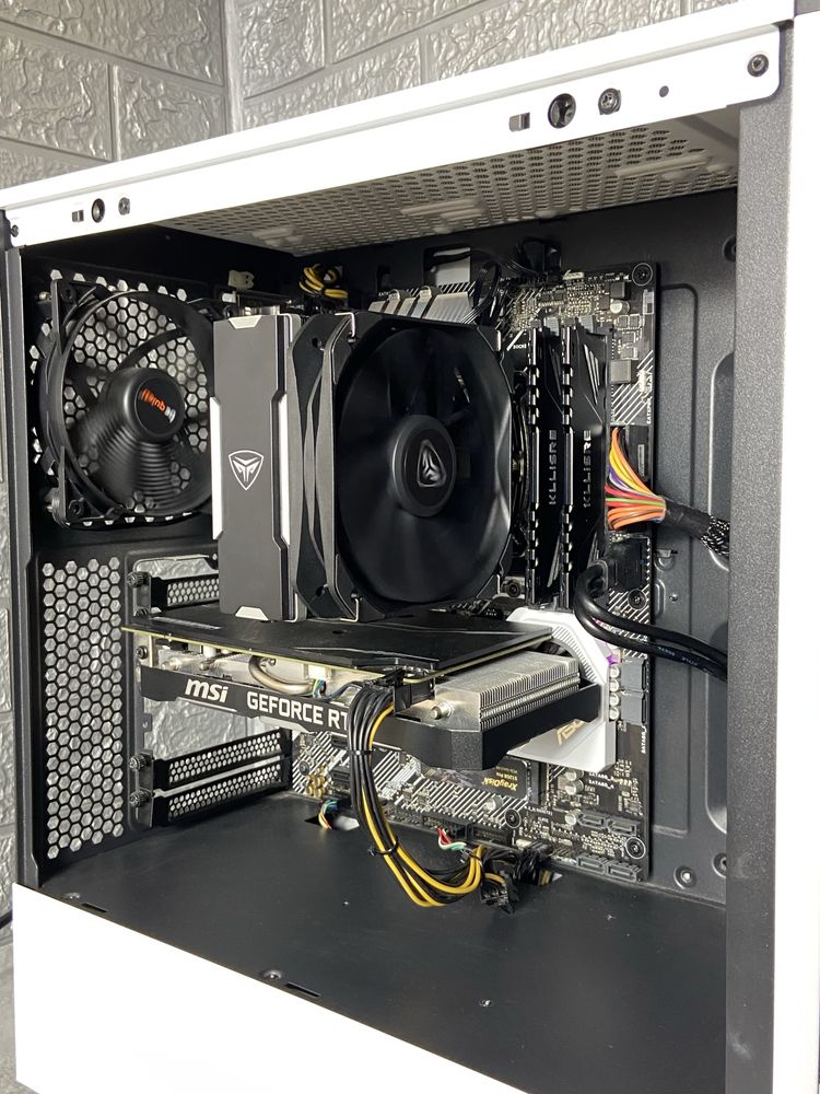 Игровой компьютер,ПК(Ryzen 7 2700X,DDR4 32GB,RTX 2060 SUPER,M2 512GB)