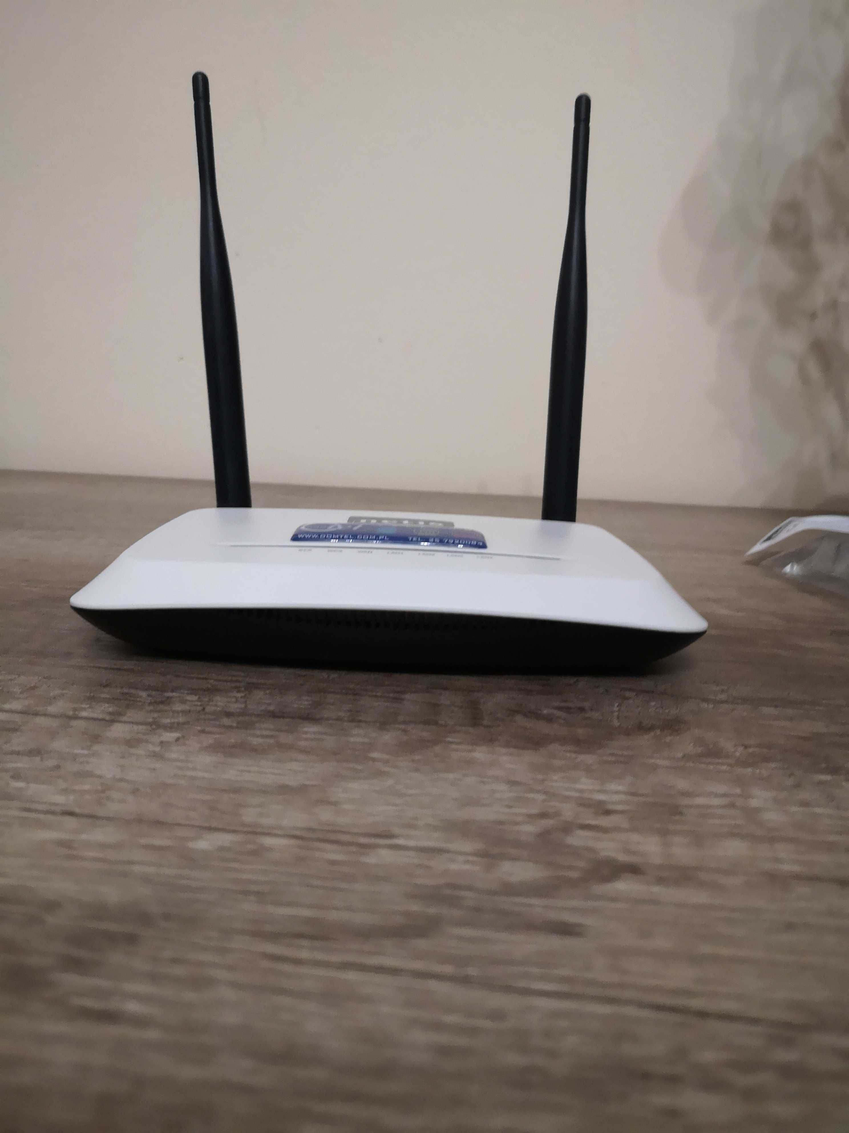 Ruter Netis 300Mbps Model WF2419 I