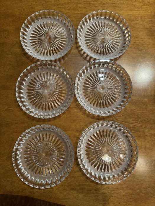 Продам кришталеві тарілочки, набір 6 штук, нові!