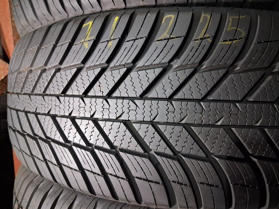 225/55 R18 Nexen N BLUE 4 sesons резина всесезонна Пара