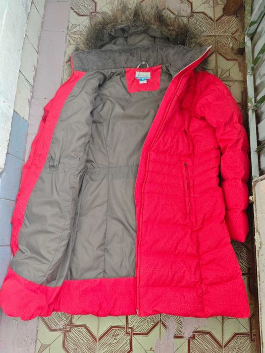 Продам жіночий пуховик Columbia розмір XL