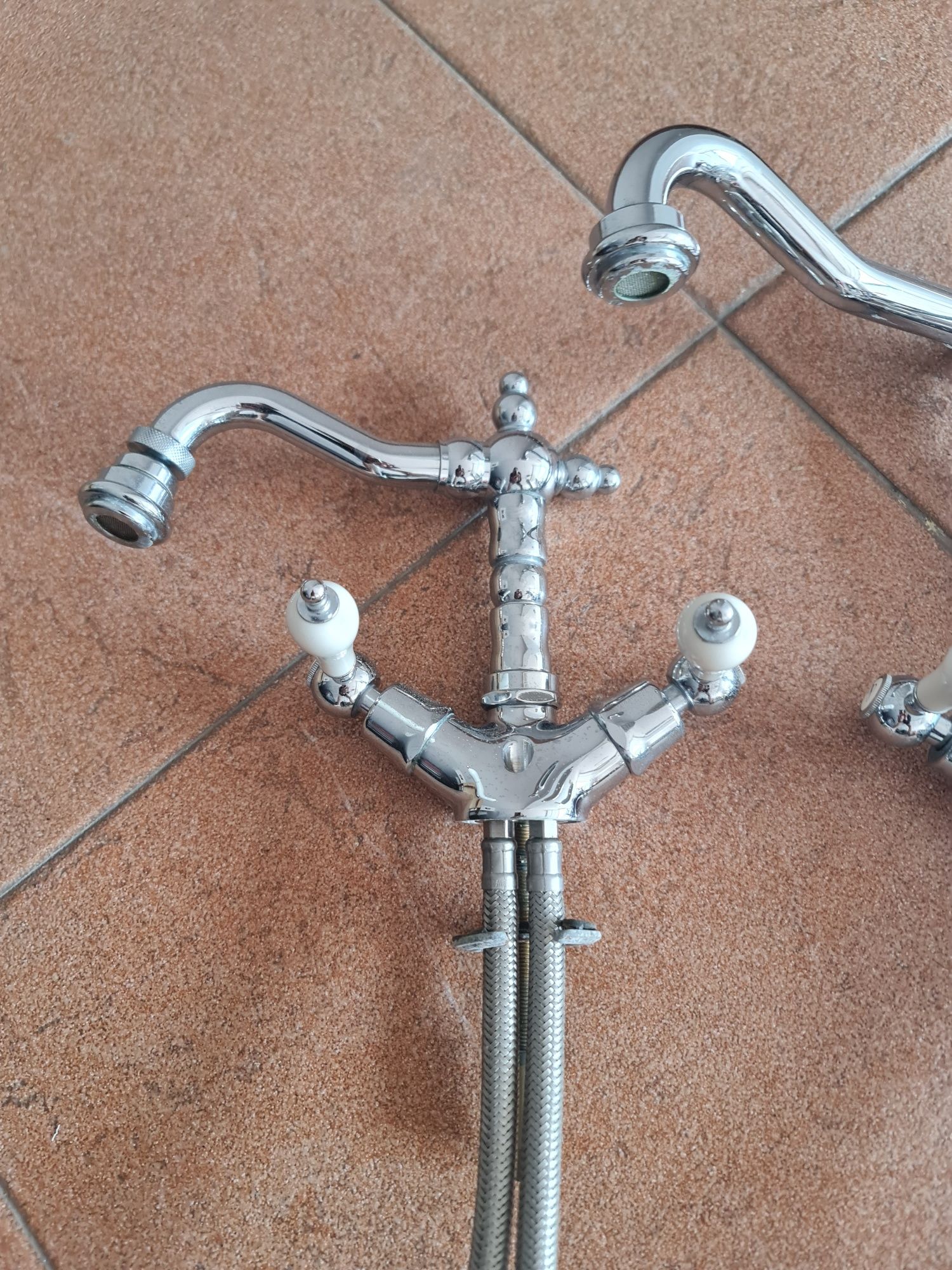 Vendo 9 Torneiras wc imperiale