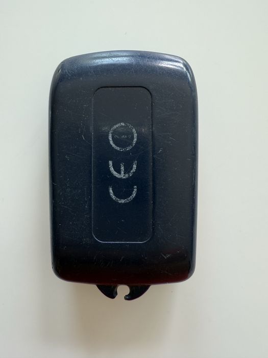 Conando portão de  garagem usado